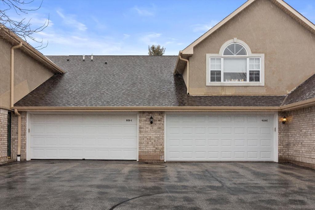 property-img