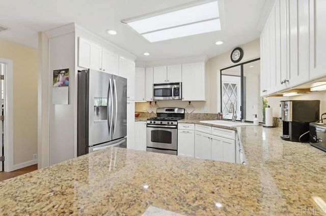 5229 Don Valdez Drive, Carlsbad, CA 92010