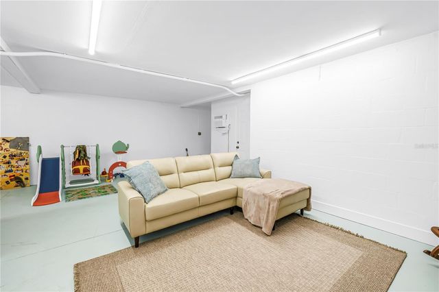 228 SUN VISTA COURT N 70, Treasure Island, FL 33706