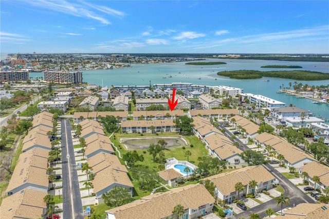 228 SUN VISTA COURT N 70, Treasure Island, FL 33706
