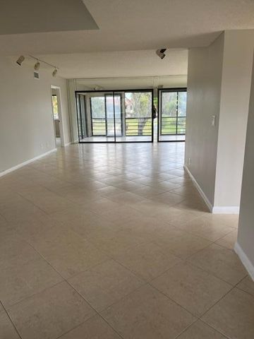 5500 Fairway Park Drive 204, Boynton Beach, FL 33437