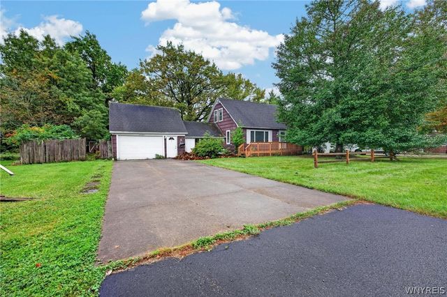 5081 Stewart Road, Hamburg, NY 14219
