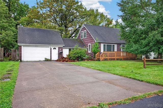 5081 Stewart Road, Hamburg, NY 14219