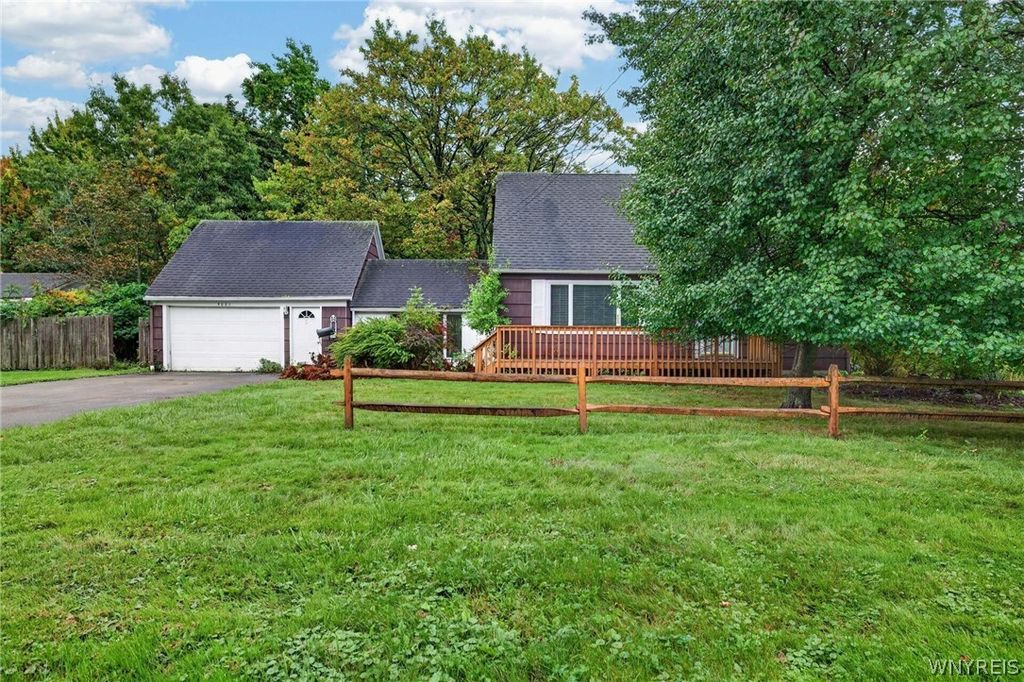 5081 Stewart Road, Hamburg, NY 14219