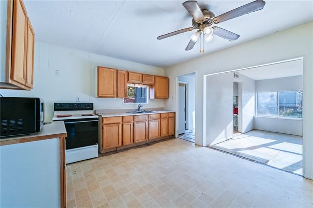 3736 E Canary Lane, Kingman, AZ 86409