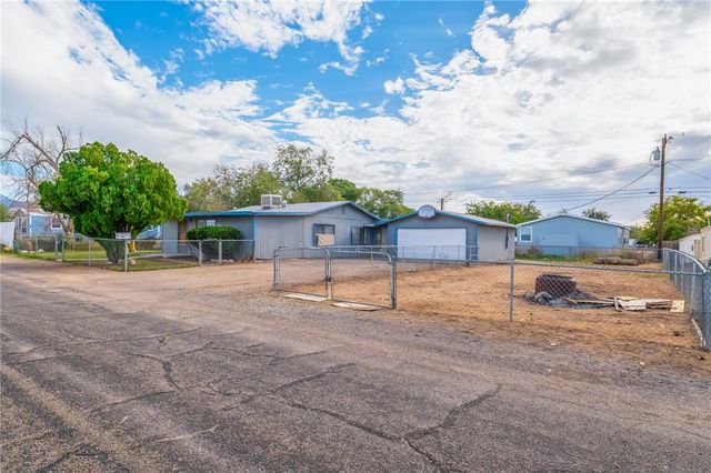 3736 E Canary Lane, Kingman, AZ 86409