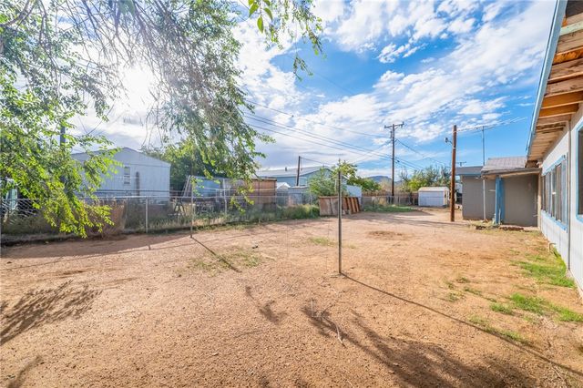 3736 E Canary Lane, Kingman, AZ 86409
