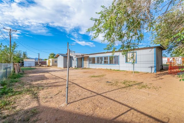 3736 E Canary Lane, Kingman, AZ 86409