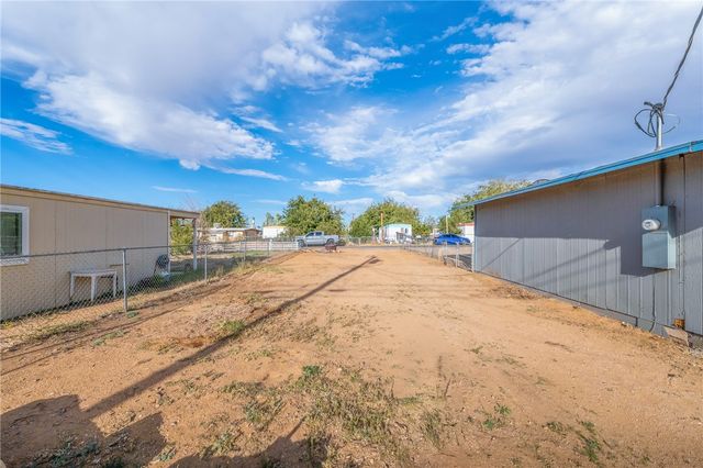 3736 E Canary Lane, Kingman, AZ 86409