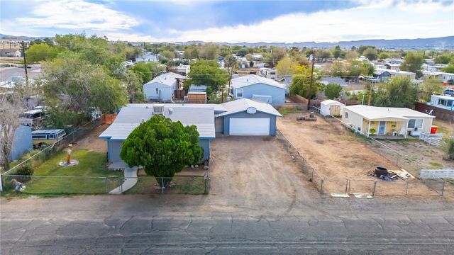 3736 E Canary Lane, Kingman, AZ 86409