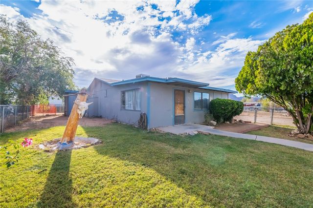 3736 E Canary Lane, Kingman, AZ 86409