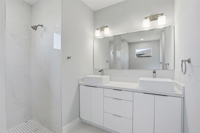 429 PALMYRA AVENUE, Lehigh Acres, FL 33974