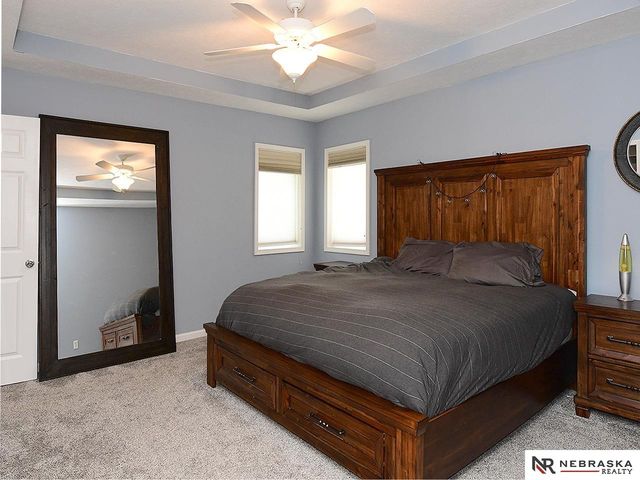 20911 Hampton Circle, Gretna, NE 68028