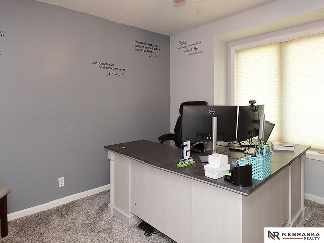 20911 Hampton Circle, Gretna, NE 68028