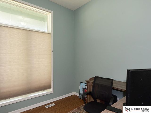 20911 Hampton Circle, Gretna, NE 68028