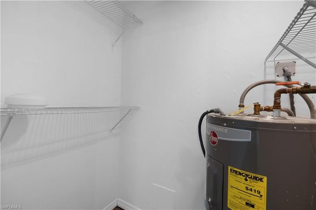 1031 Pine Isle LN 1031, Naples, FL 34112