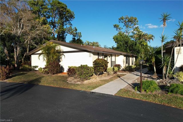 1031 Pine Isle LN 1031, Naples, FL 34112