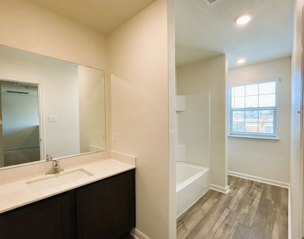 189 Switchback Hill Road, Newark, TX 76071
