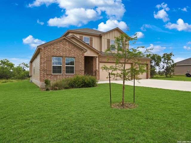 132 RENO TRL, Floresville, TX 78114