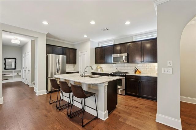 996 Flotilla Drive SE, Atlanta, GA 30312