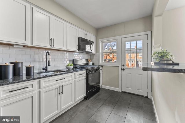 1324 CROFTON RD, Baltimore, MD 21239