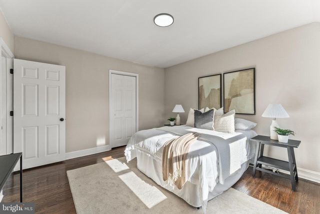 1324 CROFTON RD, Baltimore, MD 21239