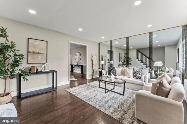 1324 CROFTON RD, Baltimore, MD 21239