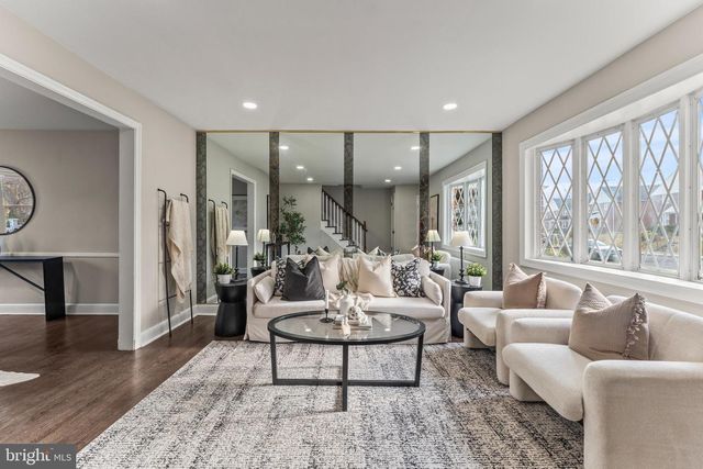 1324 CROFTON RD, Baltimore, MD 21239