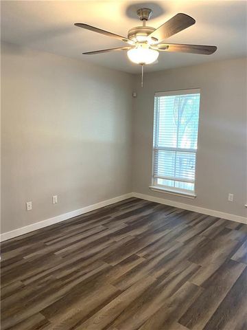 1813 Enchanted Rock DR, Cedar Park, TX 78613