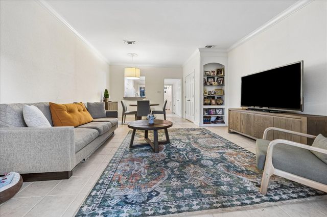 3776 Lake Street, Houston, TX 77098