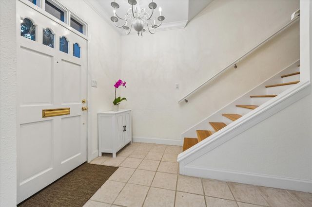 3776 Lake Street, Houston, TX 77098