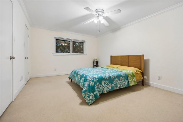 3776 Lake Street, Houston, TX 77098