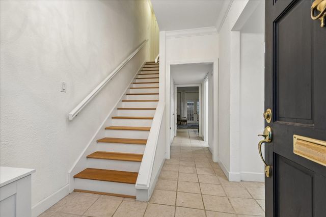 3776 Lake Street, Houston, TX 77098