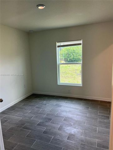 2613 62nd Street W, Lehigh Acres, FL 33971