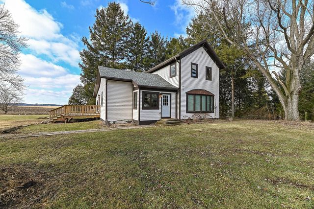 N6267 County Road P, Delavan, WI 53115