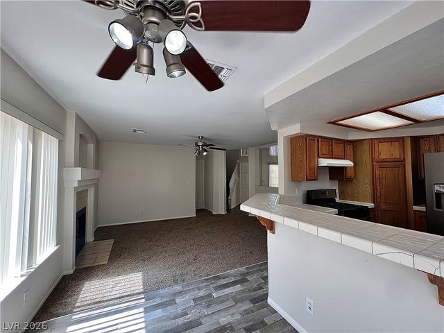 2432 Sage Pointe Circle, Las Vegas, NV 89128