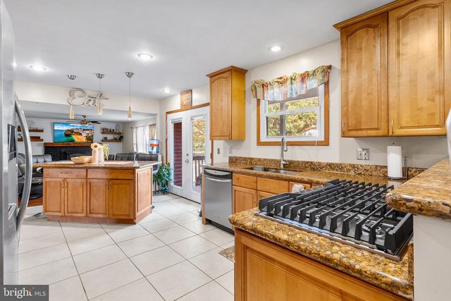 6216 MILL RD, Egg Harbor Township, NJ 08234