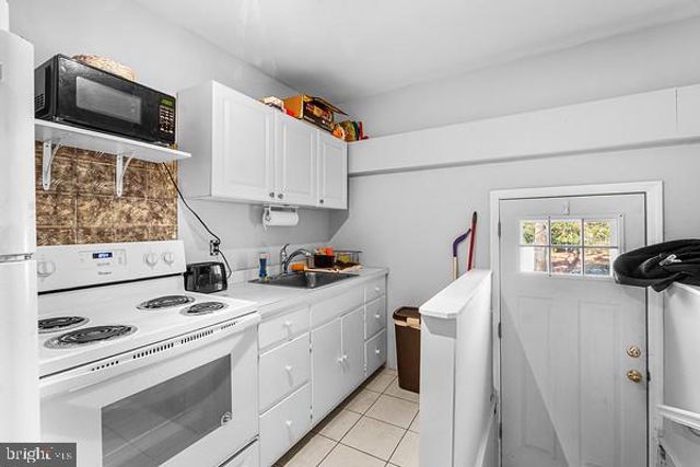 6216 MILL RD, Egg Harbor Township, NJ 08234