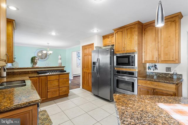6216 MILL RD, Egg Harbor Township, NJ 08234