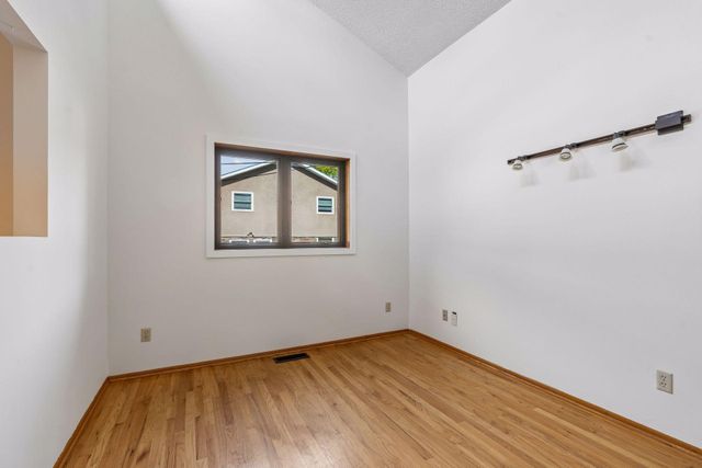 332 Brooks Avenue E, Little Canada, MN 55117