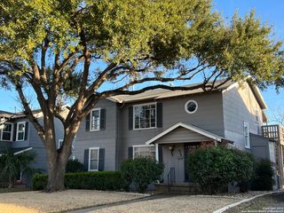 430 BRYN MAWR DR, San Antonio, TX 78209