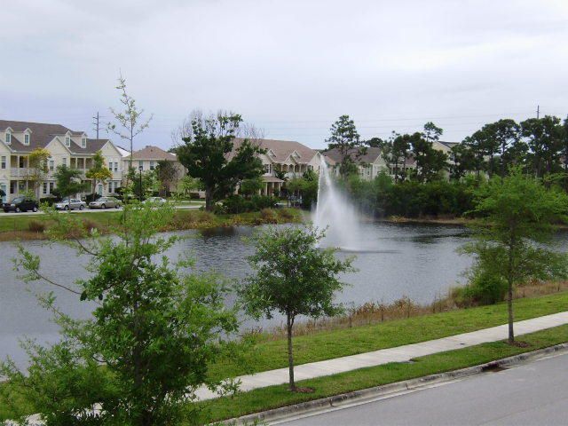 335 E Thatch Palm Circle 105, Jupiter, FL 33458