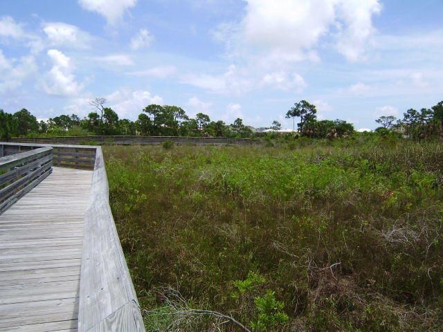 335 E Thatch Palm Circle 105, Jupiter, FL 33458