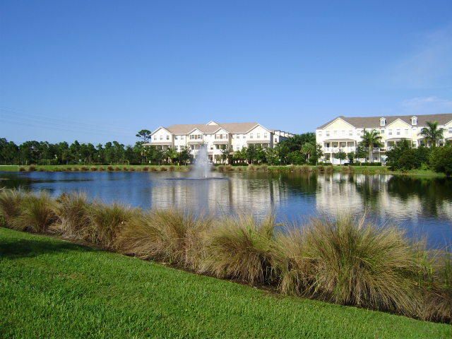 335 E Thatch Palm Circle 105, Jupiter, FL 33458