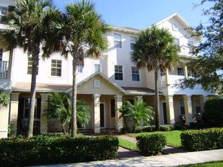 335 E Thatch Palm Circle 105, Jupiter, FL 33458
