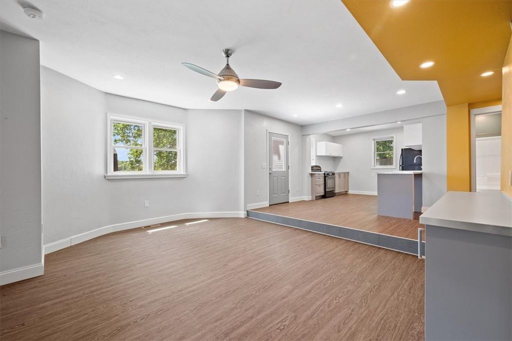 38 Pasadena Street, Mt Washington, PA 15211