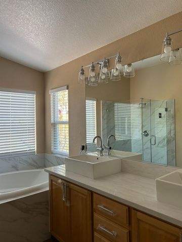 1374 Bayberry Ct, Lincoln, CA 95648