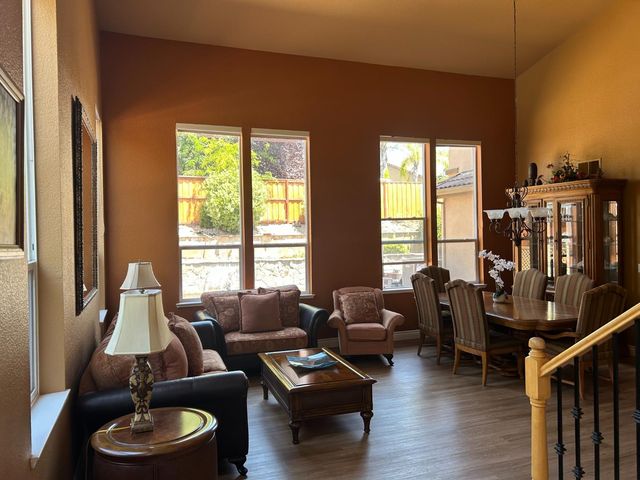 1374 Bayberry Ct, Lincoln, CA 95648