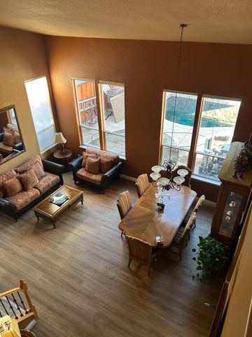 1374 Bayberry Ct, Lincoln, CA 95648
