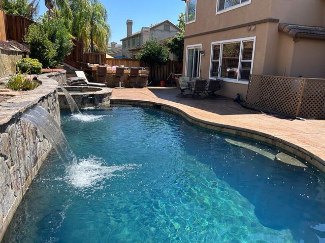 1374 Bayberry Ct, Lincoln, CA 95648